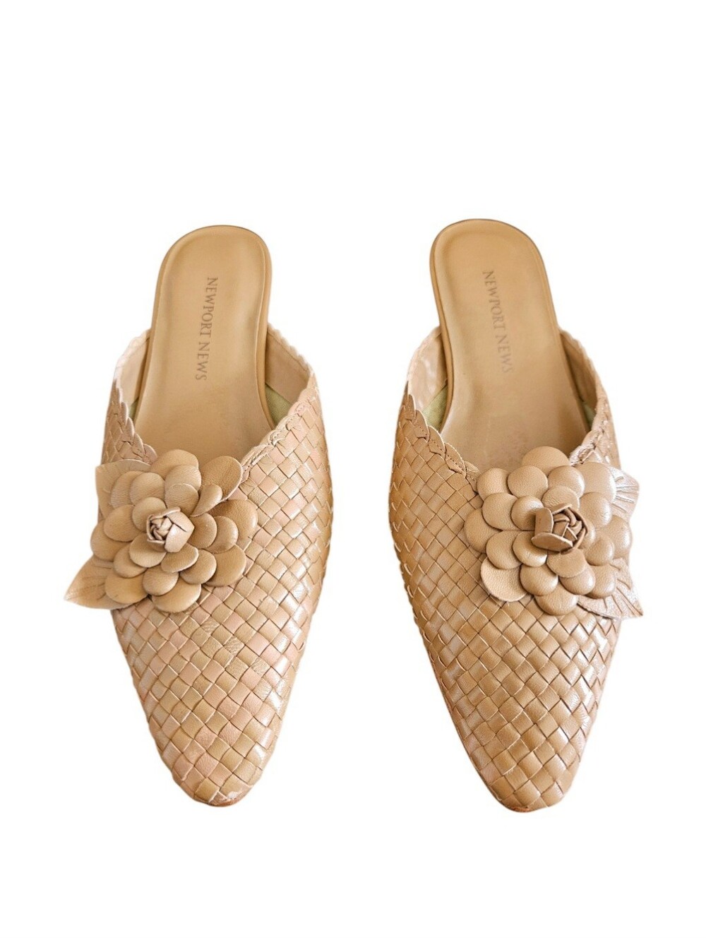 Vintage Newport News Tan Woven Leather Pointed Toe Kitten Heel Mules Sz 5.5 NEW